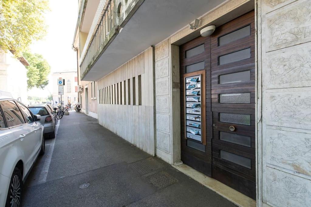 Appartamento Sul Fiume Al Portello Padova Exterior photo