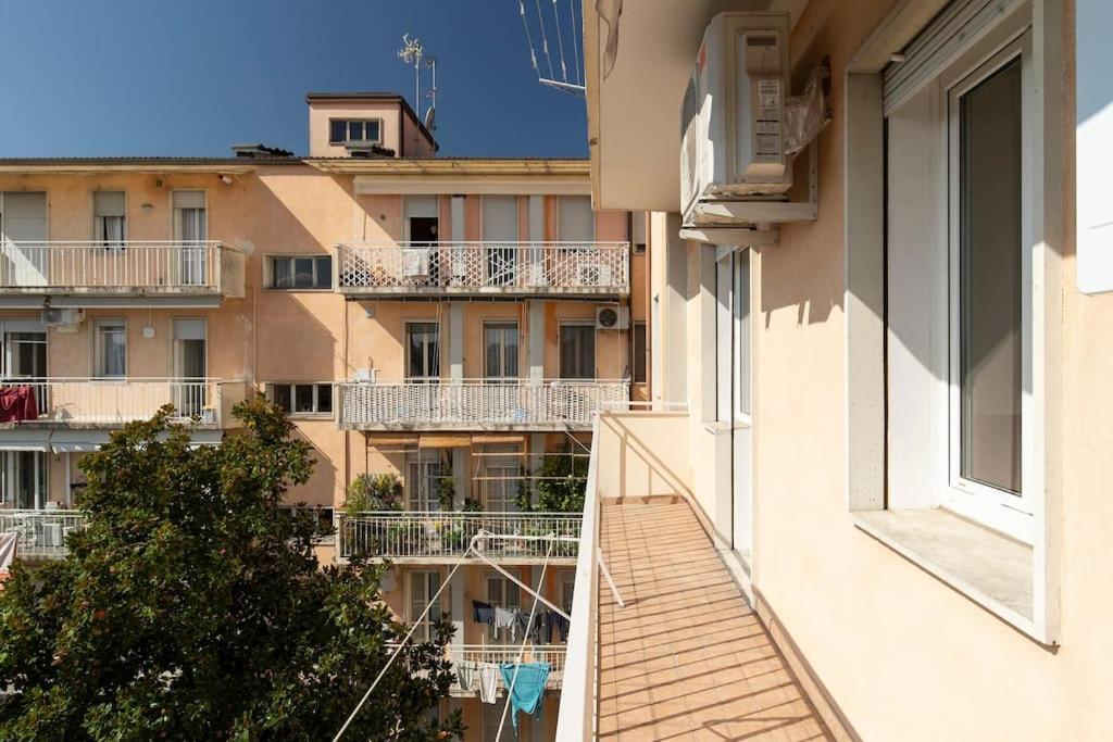 Appartamento Sul Fiume Al Portello Padova Exterior photo